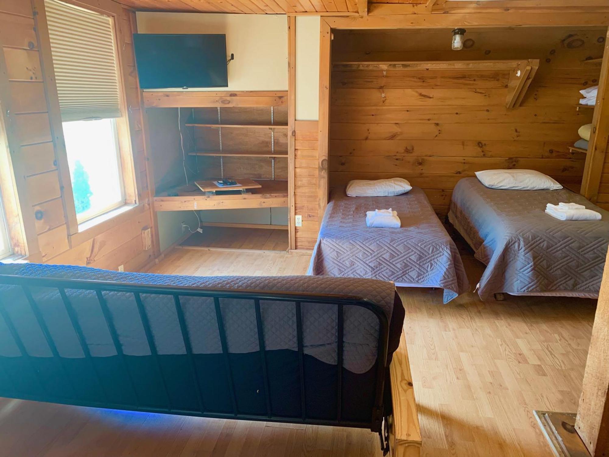 Pine Crest Motel & Cabins Barton Phòng bức ảnh