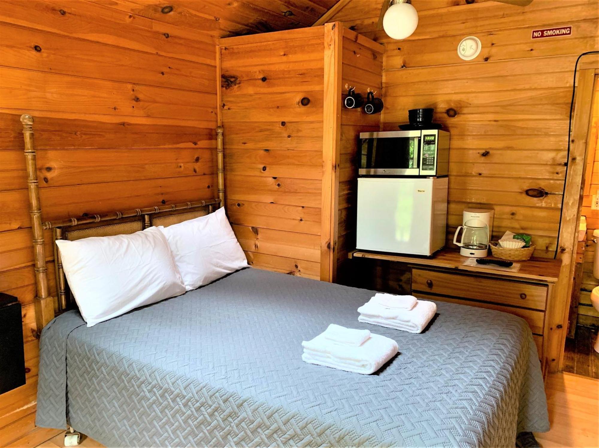 Pine Crest Motel & Cabins Barton Phòng bức ảnh