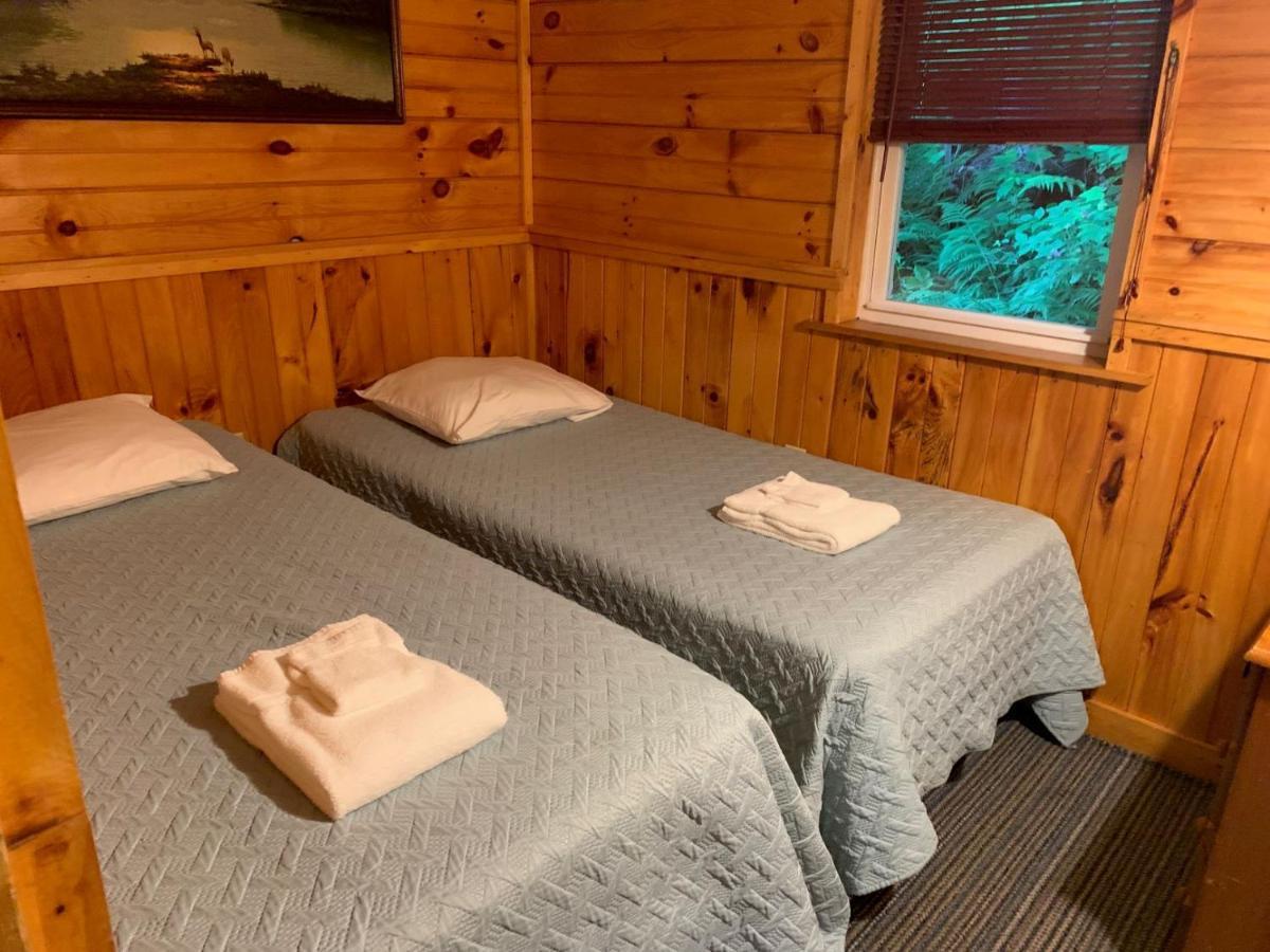 Pine Crest Motel & Cabins Barton Ngoại thất bức ảnh